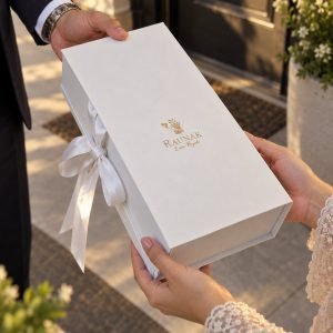 Curated Signature Flower Box